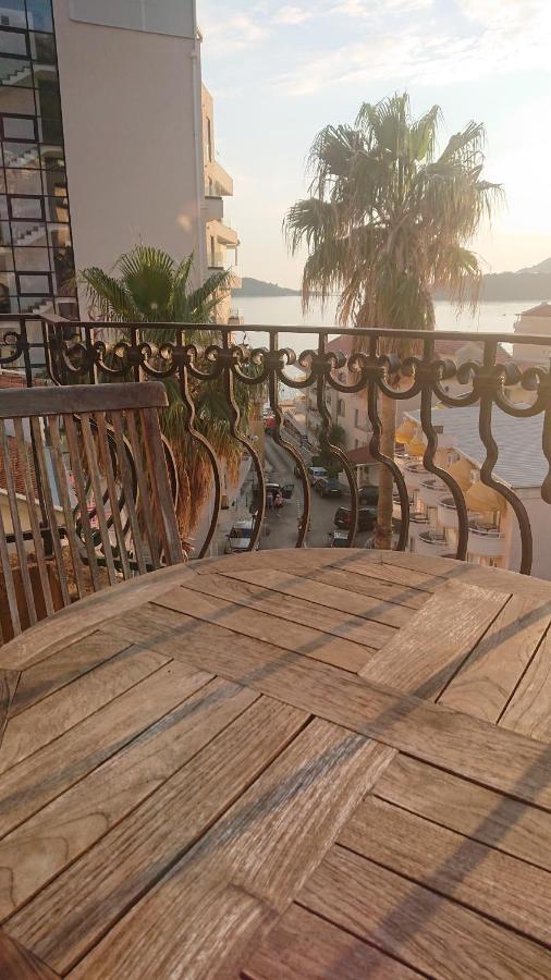 Hotel Meduza Bečići Luaran gambar
