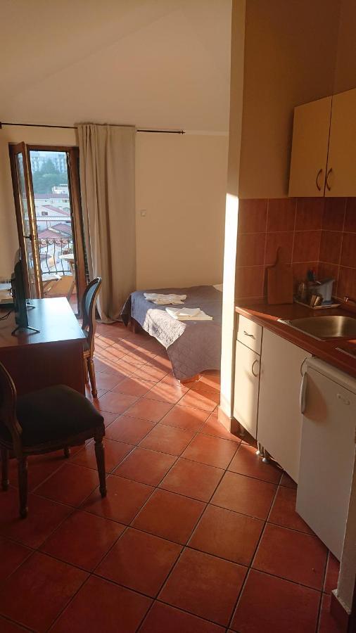 Hotel Meduza Bečići Luaran gambar